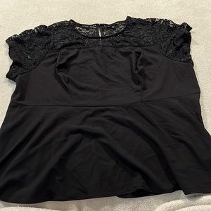 Torrid short sleeve black top